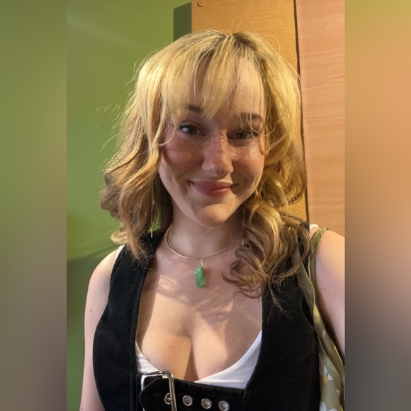 Meet your Posher, Jadzea - Picture 1 of 4